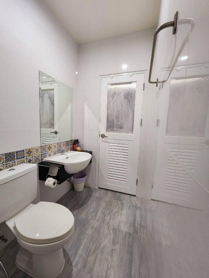 Отель Pphouse Boutique House Phuket Town Ban Bang Khu  Экстерьер фото
