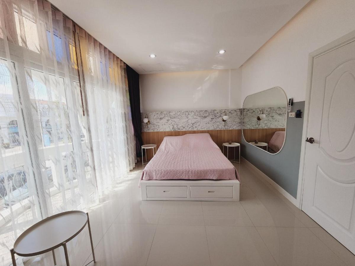 Отель Pphouse Boutique House Phuket Town Ban Bang Khu  Экстерьер фото